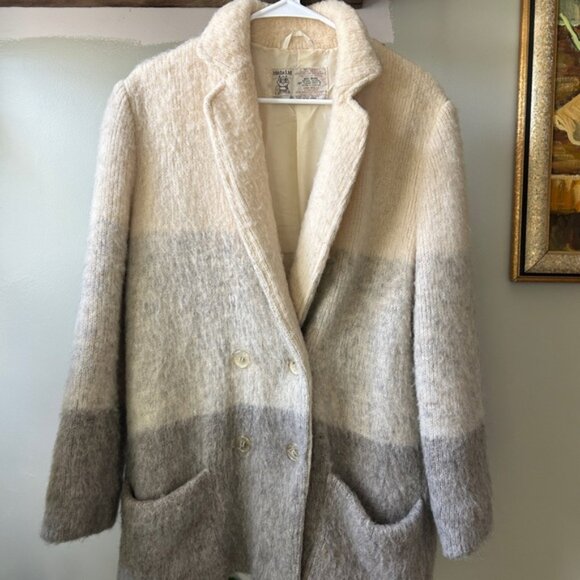 Icelandic Wool Tricolor Women's Jacket - Picture 1 of 4